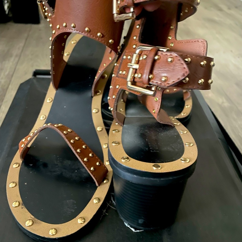 Heeled sandals